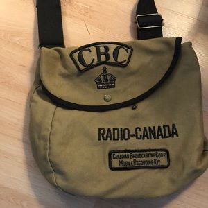 CBC messenger bag - like new!